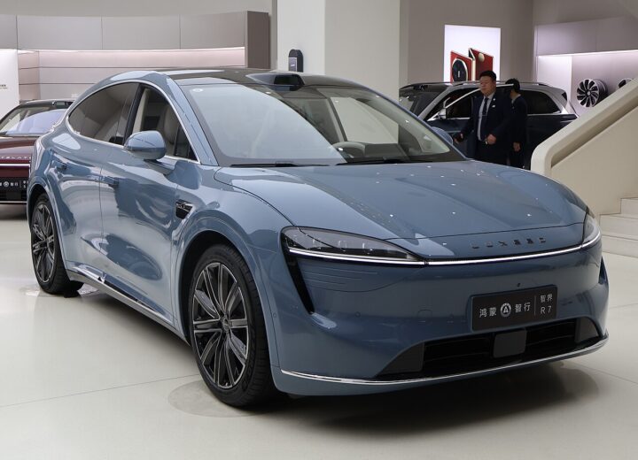 Lüks R7